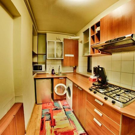 Nicole'S Apartment Бухарест Экстерьер фото